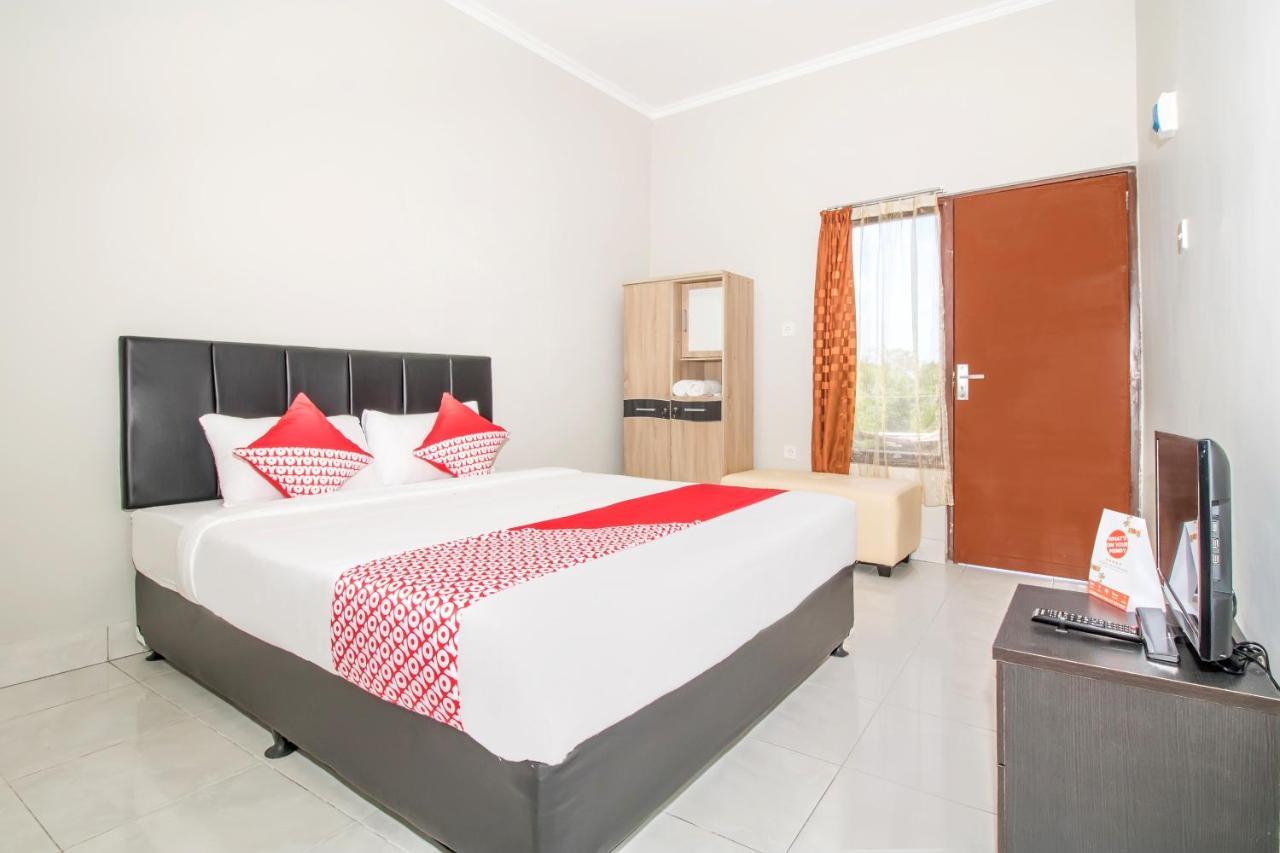 Oyo 2984 Berlian House Ungasan Hotel Jimbaran Екстериор снимка