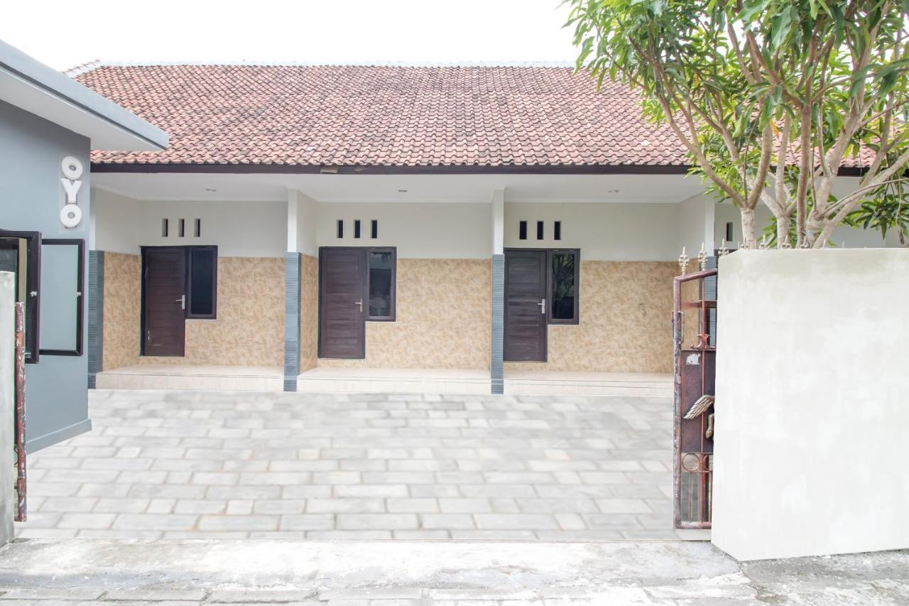 Oyo 2984 Berlian House Ungasan Hotel Jimbaran Екстериор снимка
