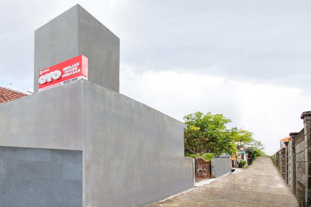 Oyo 2984 Berlian House Ungasan Hotel Jimbaran Екстериор снимка